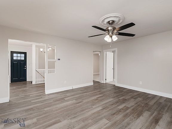 4th image of 933 Bench Blvd