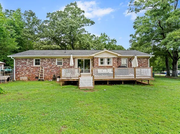 102 Hicks Ct, Ninety Six, SC 29666