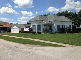 200 W 8th St, Brookston, IN 47923