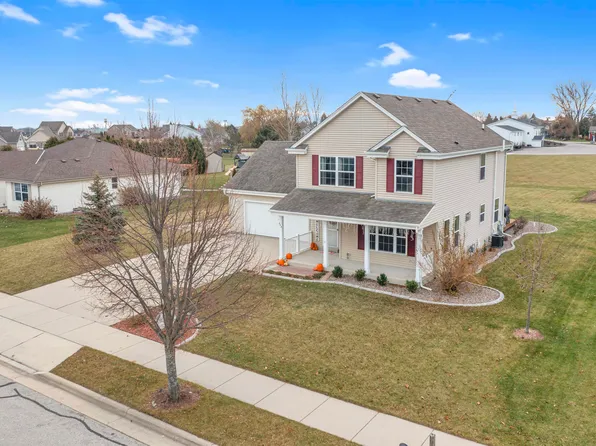 247 Grand Ave, Belgium, WI 53004