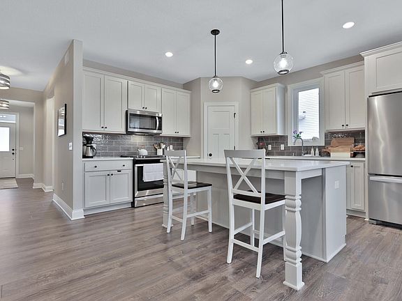 3rd image of 4731 127th Ln NE