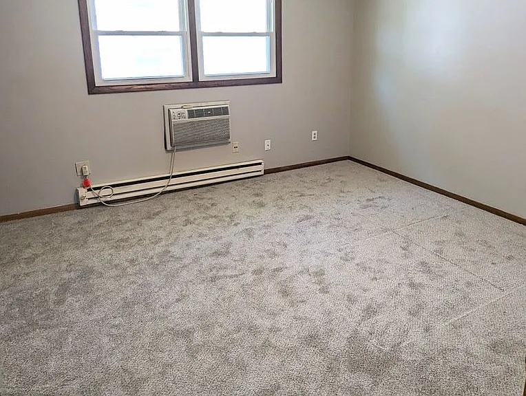 449 Dunbar Ave. 7 unit — Photo 5