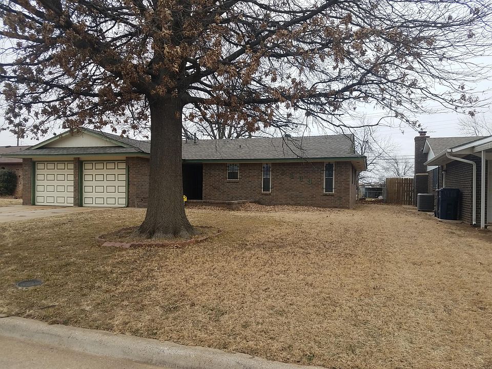 1st image of 2609 SW 82nd St
