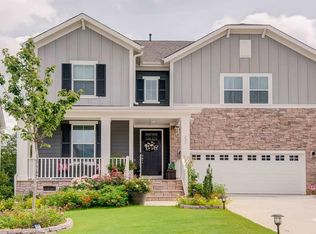 731 Meadowside Ct, Apex, NC 27523