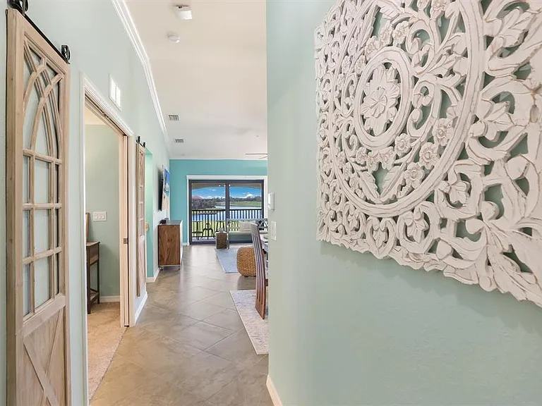 5557 Palmer Cir #202 — Photo 8