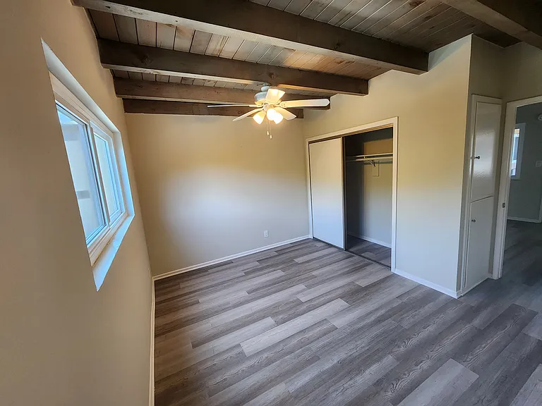 15043 Victory Blvd #11 — Photo 13