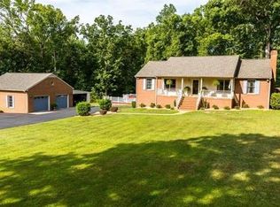 1021 Clement Town Rd, Powhatan, VA 23139