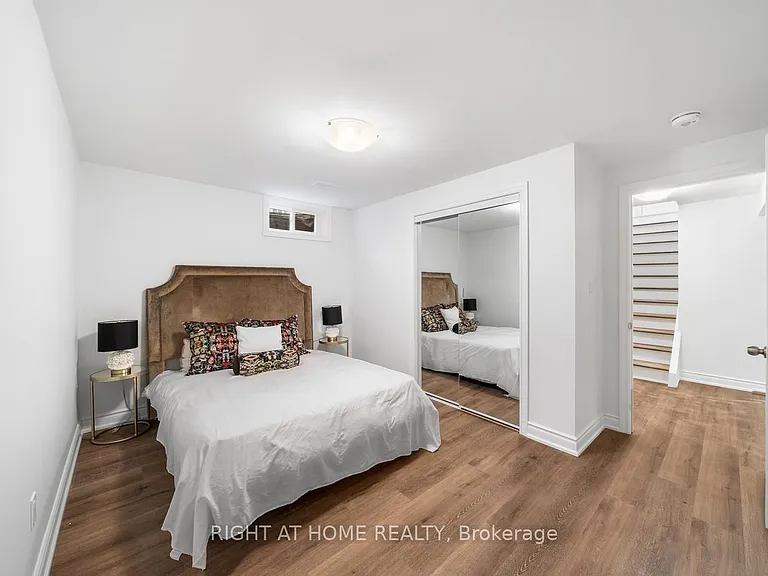 582 Carlyle Ct #LOWER — Photo 8