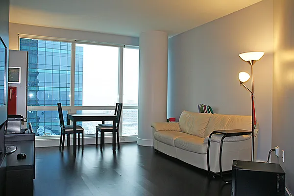 Sold by Keller Williams City Life Realty | media 4