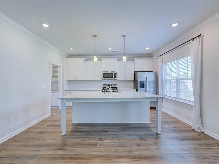 151 Brockway Dr — Photo 17