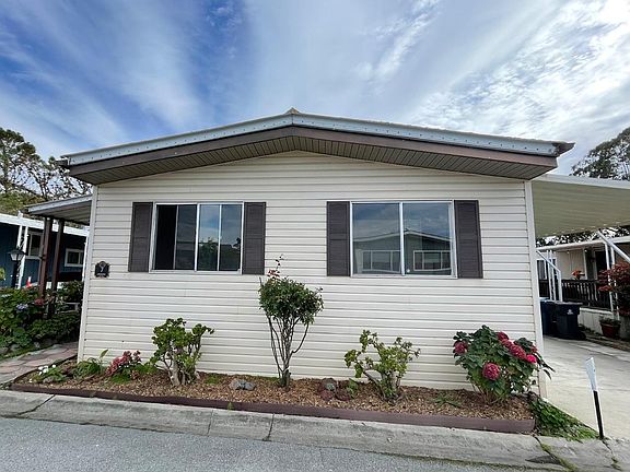 2nd image of 7 Creekside Dr #7