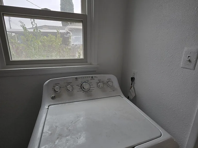 11581 Samuel Dr — Photo 9