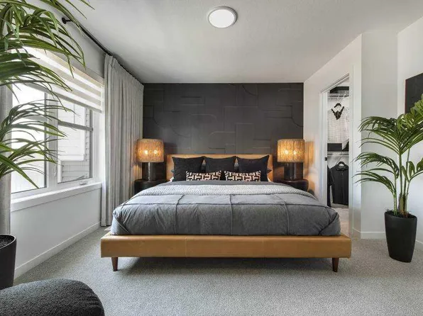 19765 NE 45th St SE, Calgary, AB T3M 2Z1