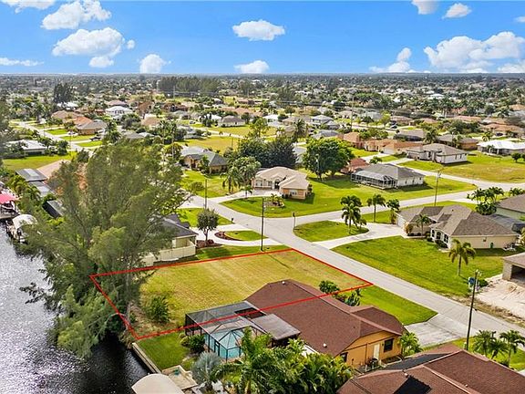 3rd image of 4319 SW 20th Ave