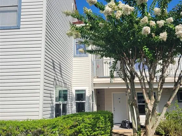 2572 Woodgate Blvd APT 102, Orlando, FL 32822