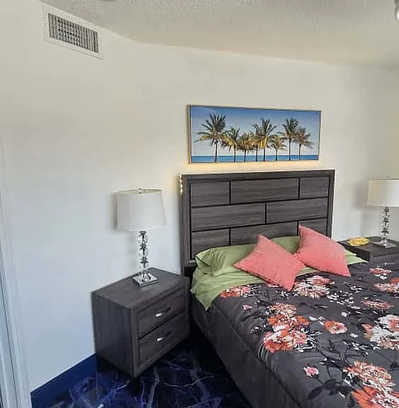5121 W Oakland Park Blvd #212 — Photo 1