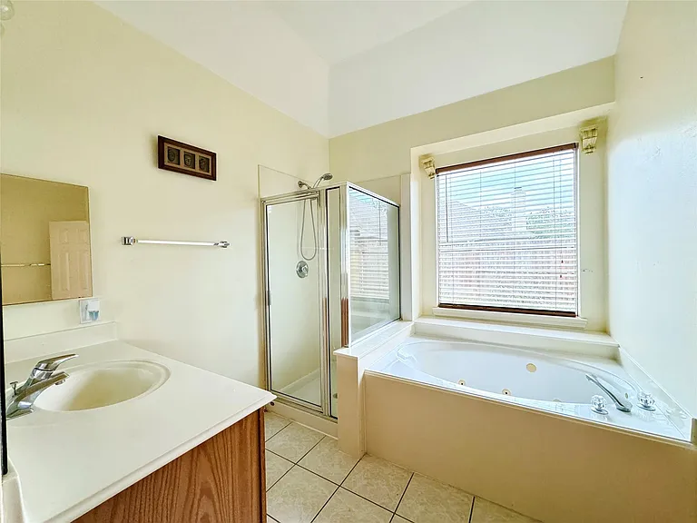 3611 Sheldon Dr — Photo 13