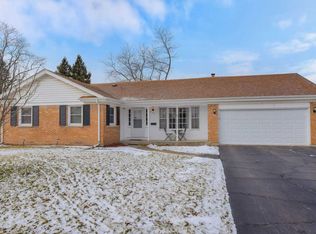 645 S Calumet Ave, Aurora, IL 60506