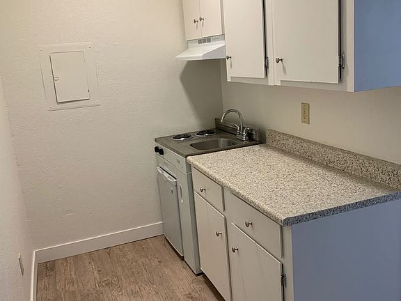4th image of 1415 G St APT 39