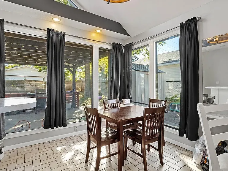 209 W Gardiner St — Photo 12
