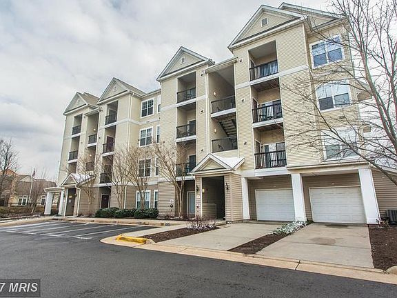 3rd image of 5117 Travis Edward Way APT F