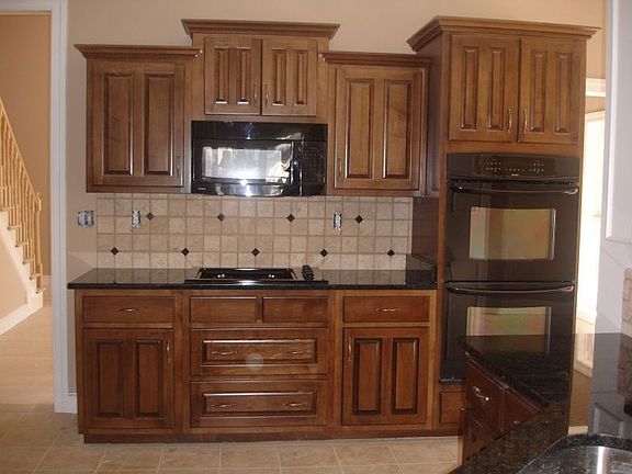 Kitchen with Double Ovens and Gas Cooktop