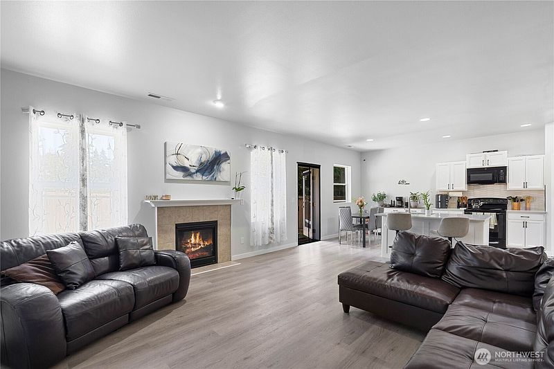 5th image of 18313 73rd Avenue Ct E