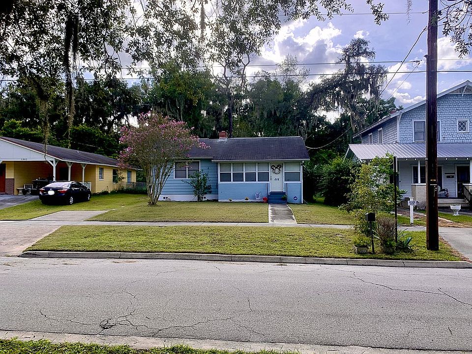 1st image of 608 S 13th St