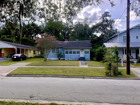 608 S 13th St, Palatka, FL 32177