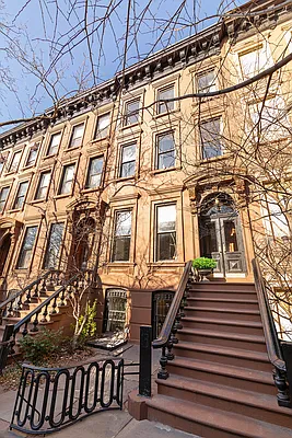 Sold by Corcoran | media 34