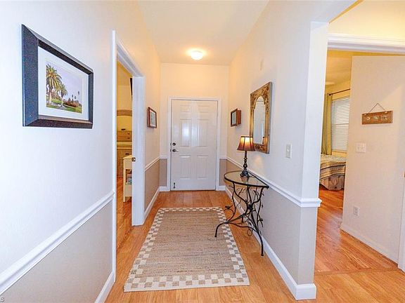 4th image of 10450 Washingtonia Palm WAY #1417