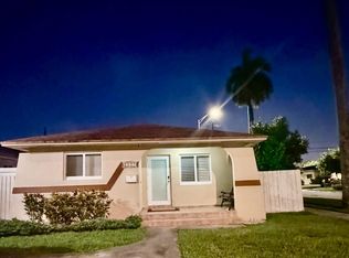 1092 W 32nd Street, Hialeah, FL 33012