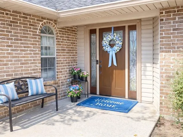 211 Big Island Loop, Deville, LA 71328