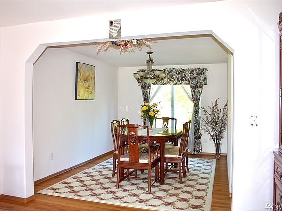 5th image of 9305 32nd St SE