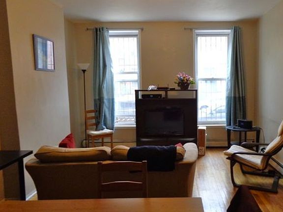 3rd image of 681 Degraw St #1