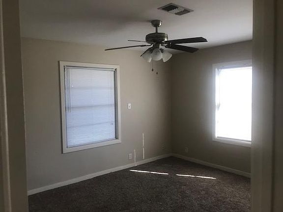 5th image of 704 Morning Glory Dr