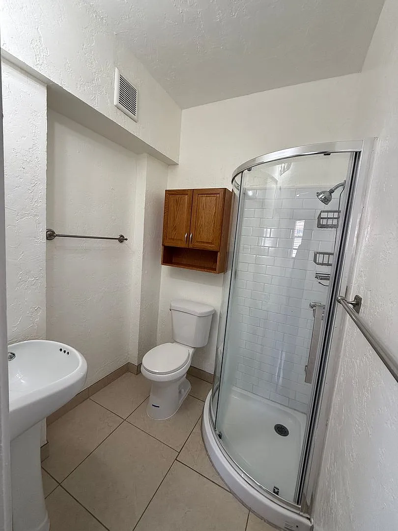 Jersey Apartments — Photo 4