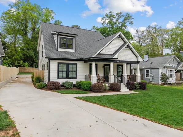 7 Douglas Dr, Greenville, SC 29605
