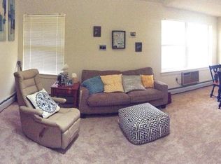 113 Gatewood Dr, Enfield, CT 06082