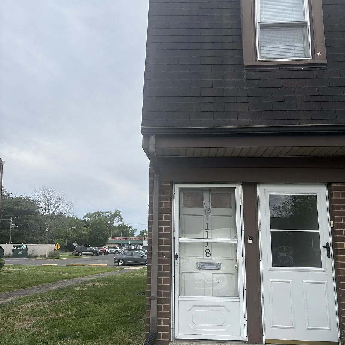 2 bed, 888 sqft, $1,800 — Photo 1