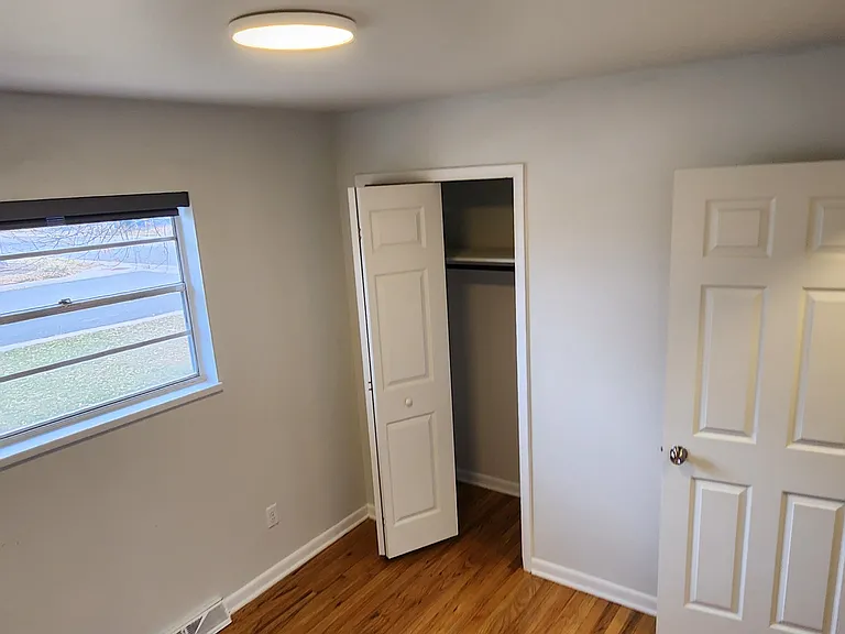 401 N Roosevelt Ave — Photo 20