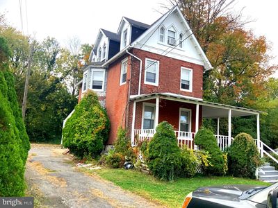 82 S Wycombe Ave, Lansdowne, PA, 19050