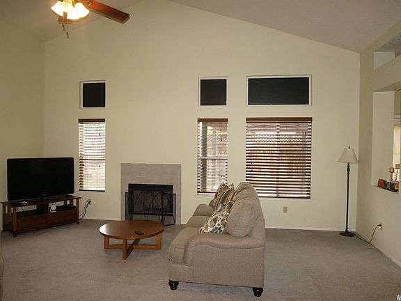 3rd image of 801 Everest St