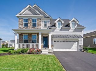 3550 Doral Dr, Elgin, IL 60124