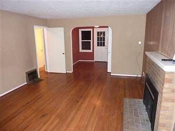 2nd image of 2349 Knight Way