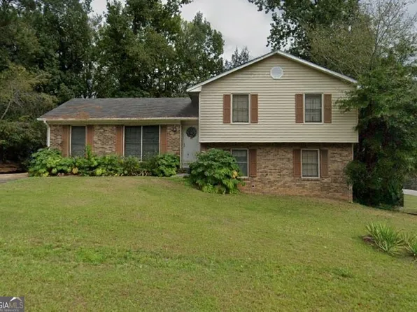 4302 Bridgewater Dr, Phenix City, AL 36867