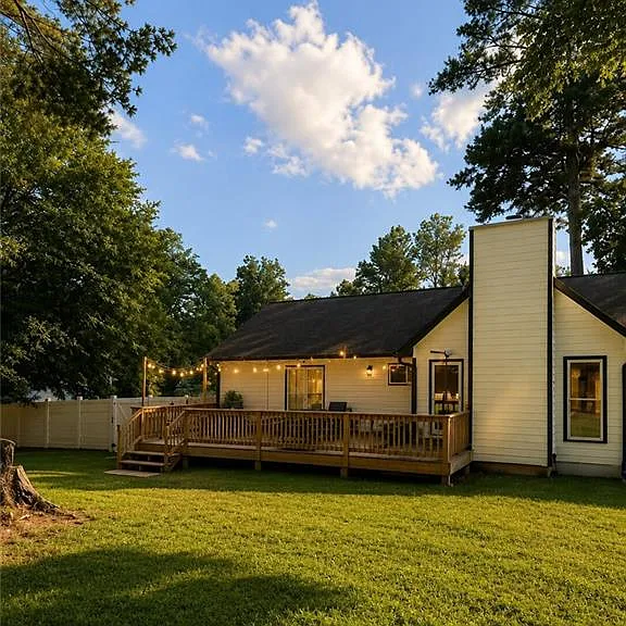 646 Hunt Station Dr — Photo 15