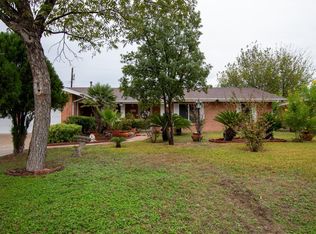 213 Margaret Ln, Del Rio, TX 78840