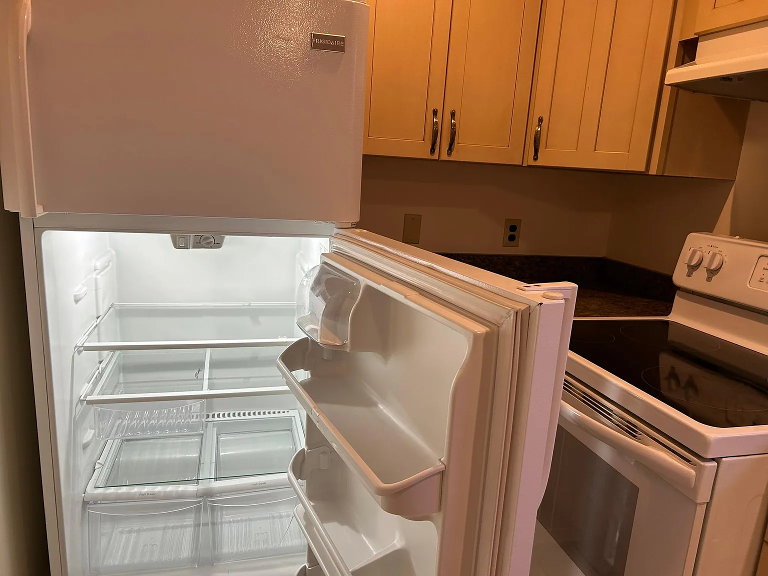 2 bed, $875 — Photo 1