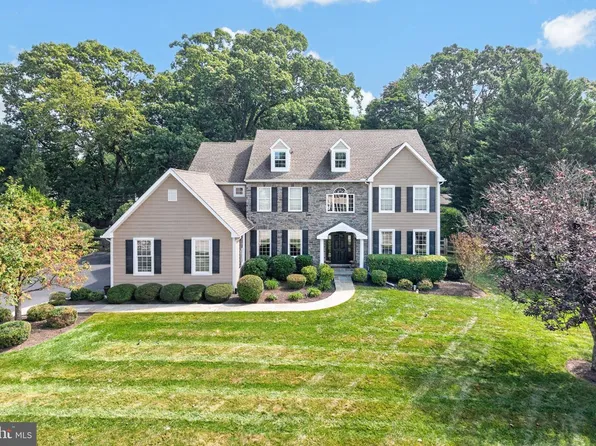 1005 Hidden Hollow Ln, West Chester, PA 19380